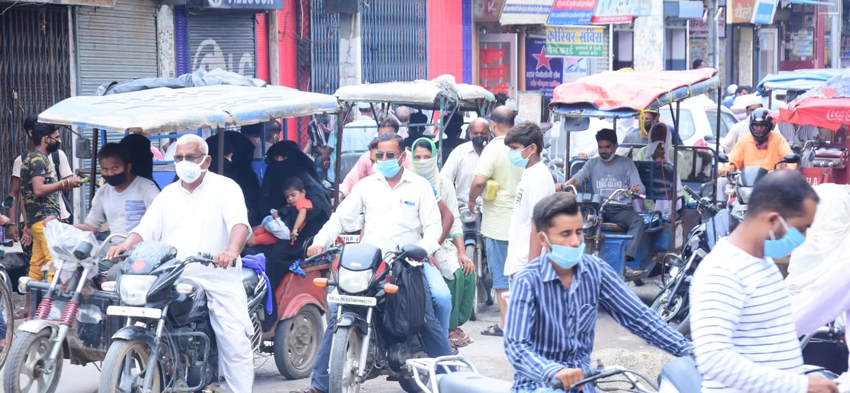 crowd in sambhal market