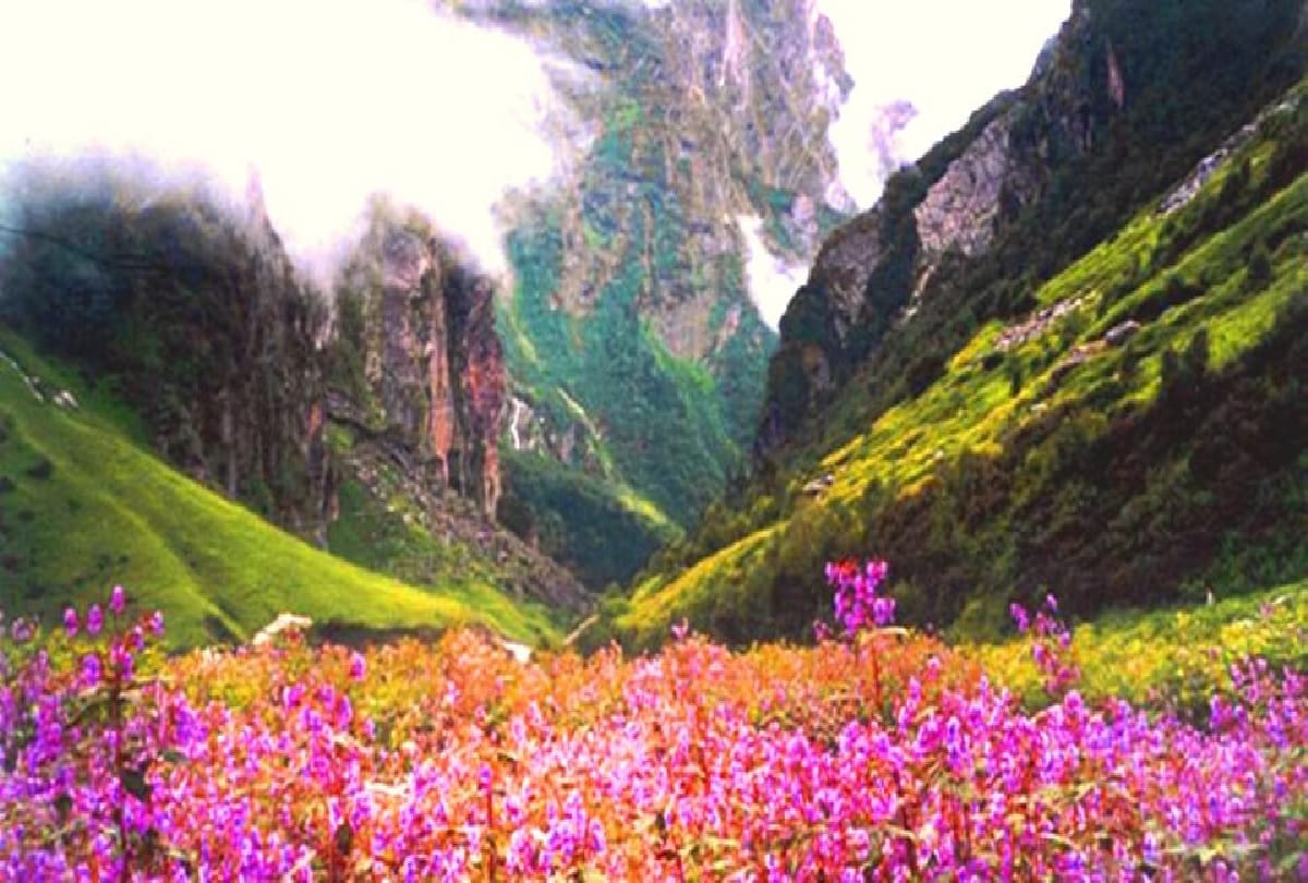 Uttarakhand Valley of Flowers will be closed for Tourists on October 31 Cold Increasing