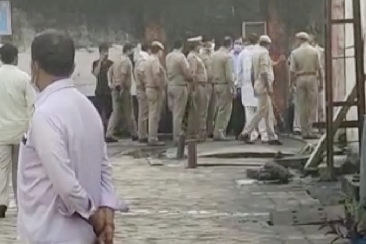 Pollution control department sealed Mansoorpur distillery in Muzaffarnagar