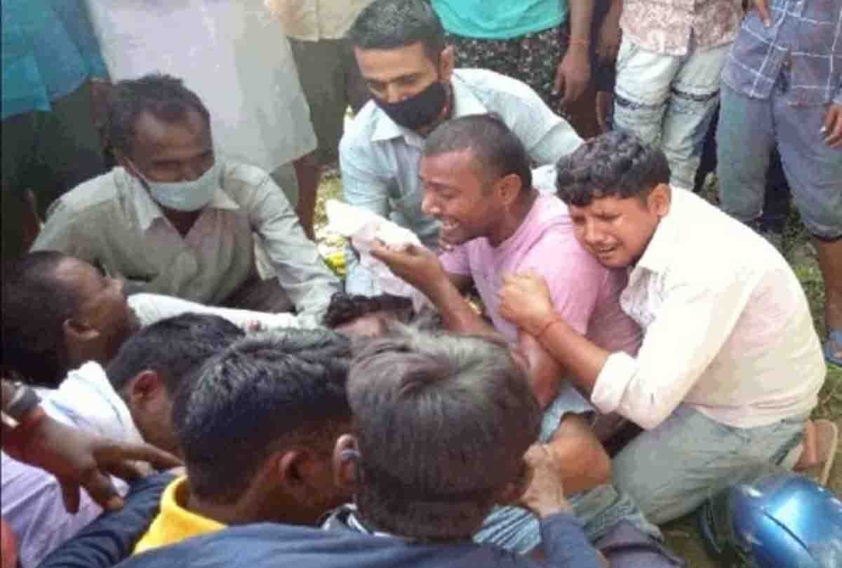 Report against the inspector who broke Brajesh's brother's hand, was not written