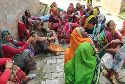 Kanpur dehat: Farmer going to take care of crop, truck crushed, death