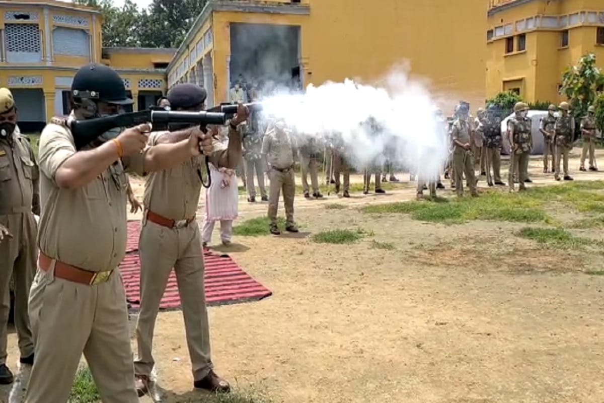 Shamli News: Mock drilled for riot control led by DM and SP in Shamli