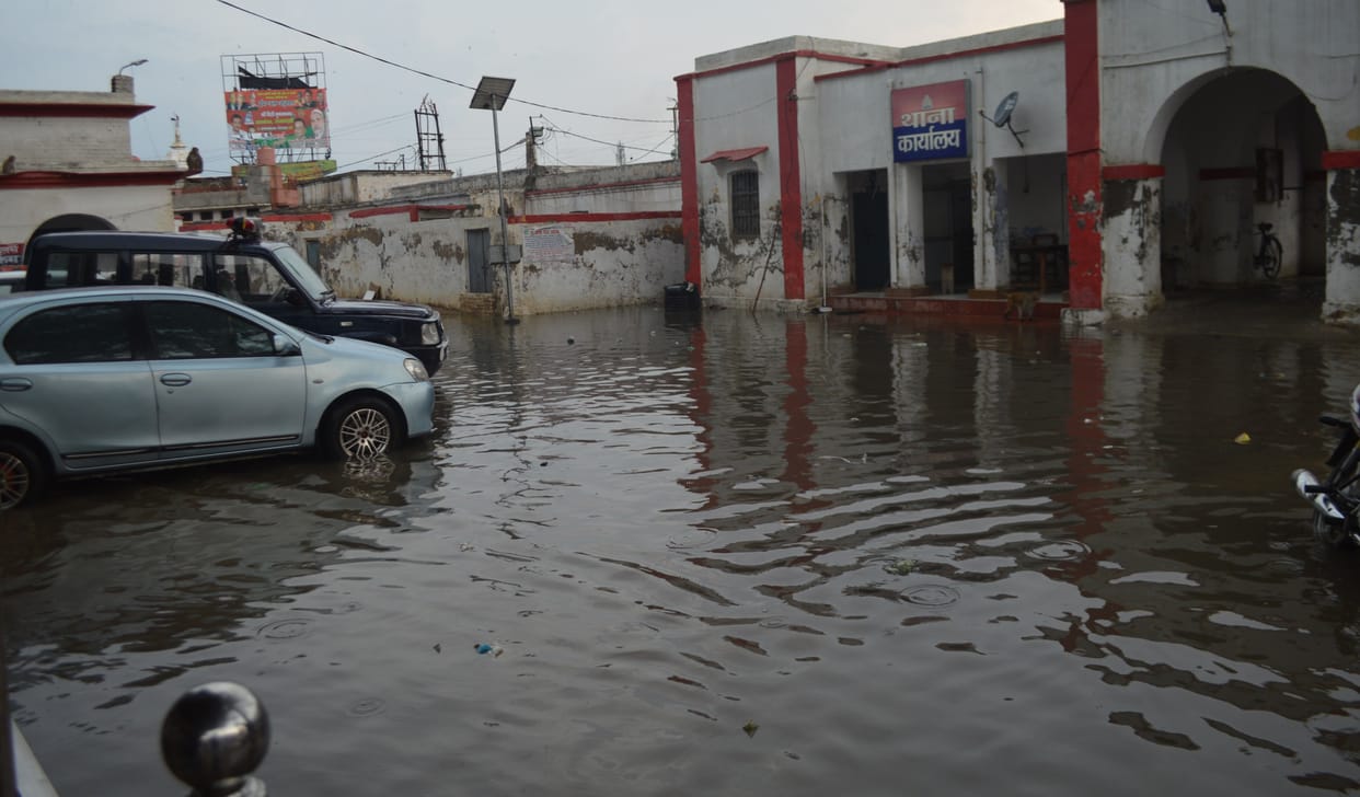 Hathras: There was some relief from heavy rain