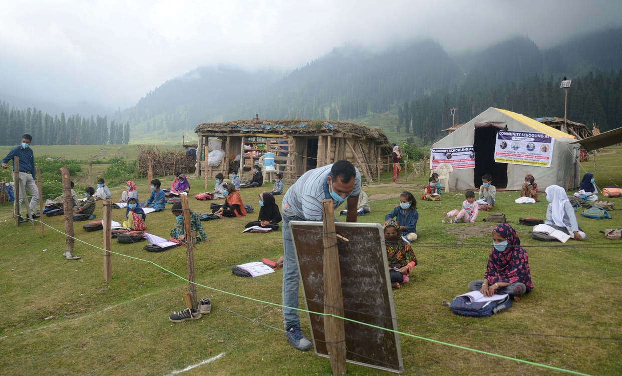 More than 16 thousand teachers undergraduates in government schools of Jammu and Kashmir