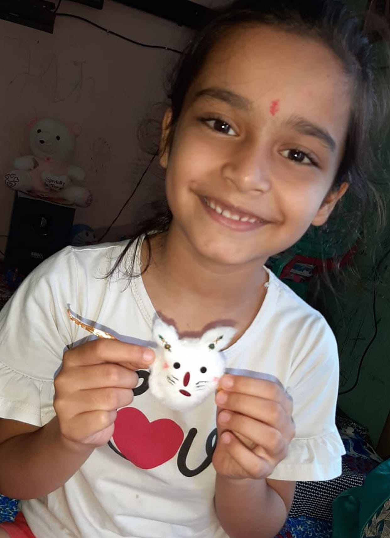 Young children made attractive ashes to show talent