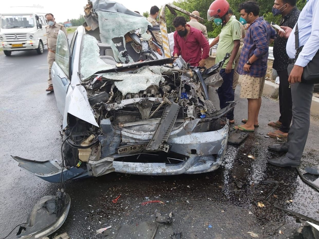 Two youths died in car accident in a road accident