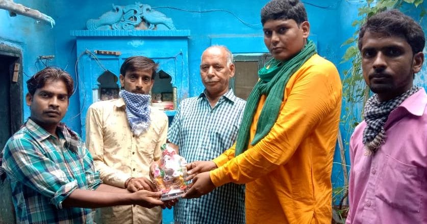 wing comander faimily members hounoured