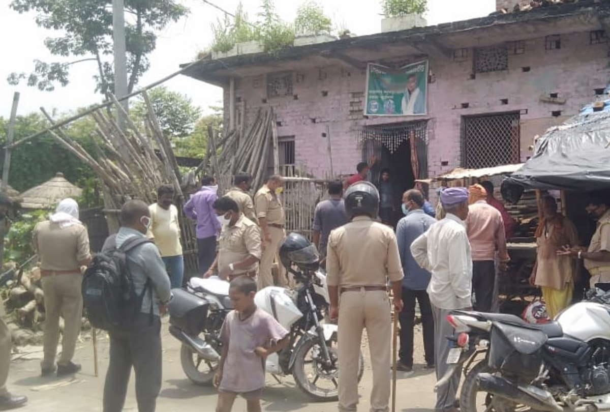 Mother dies due to shock due to fighting between Brother and sister at Kushinagar