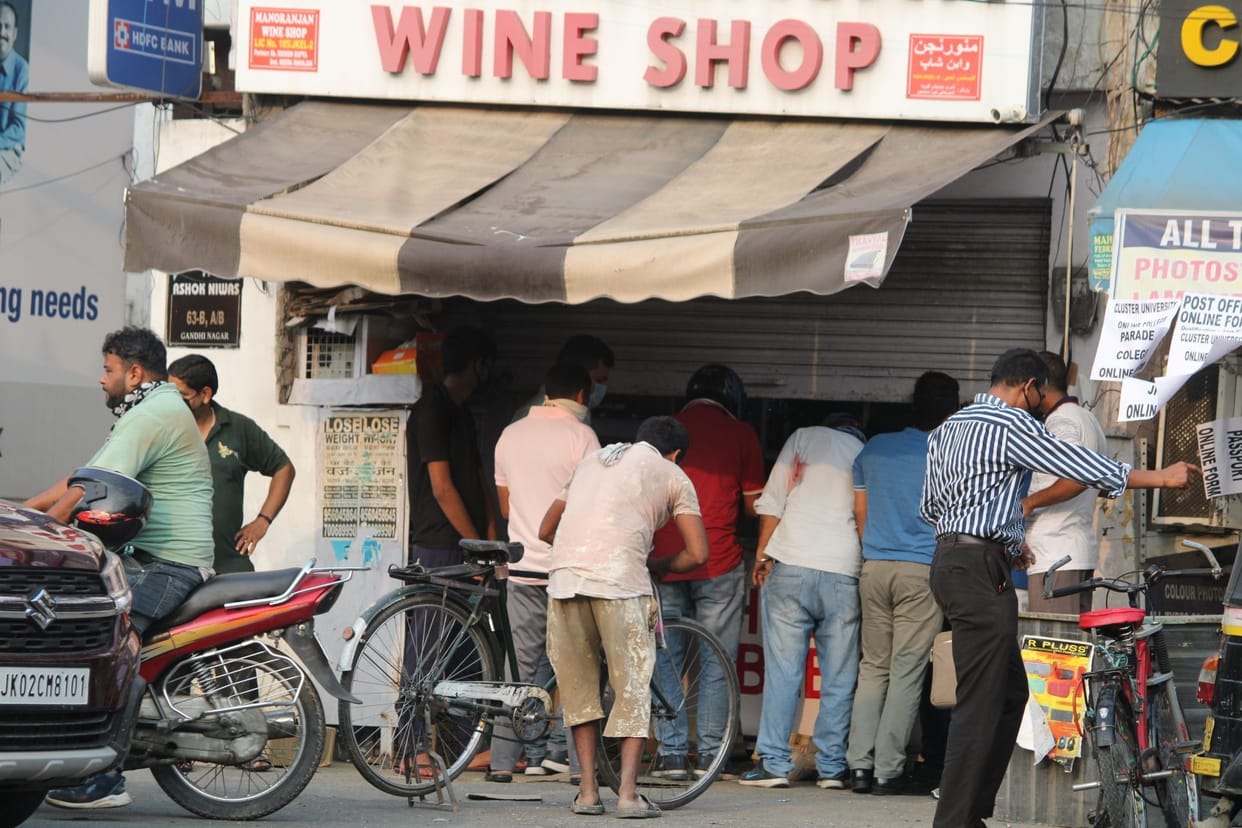 Eid in weekend lockdown, lockdown 2 restrictions will continue till August 5
