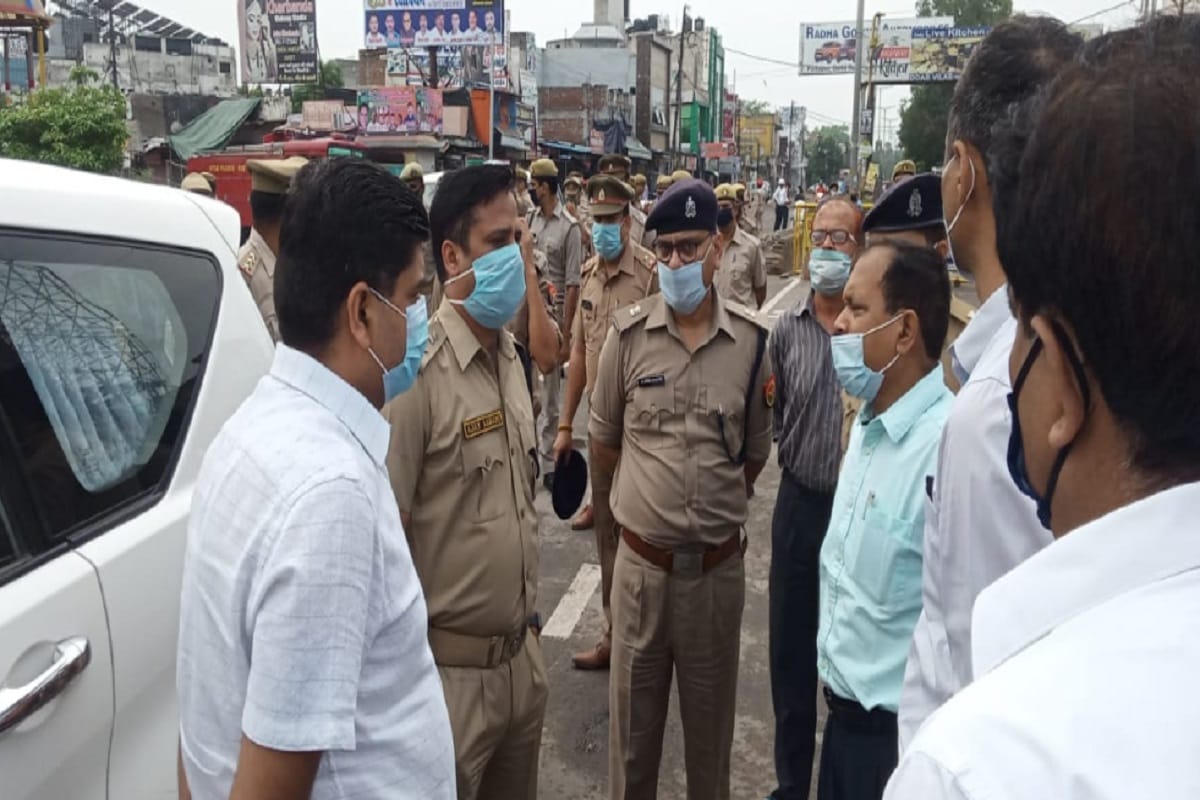 Get out today. Do not get stuck in jam, the city divided into 05 zones, 15 sectors, 42 sub-sectors.