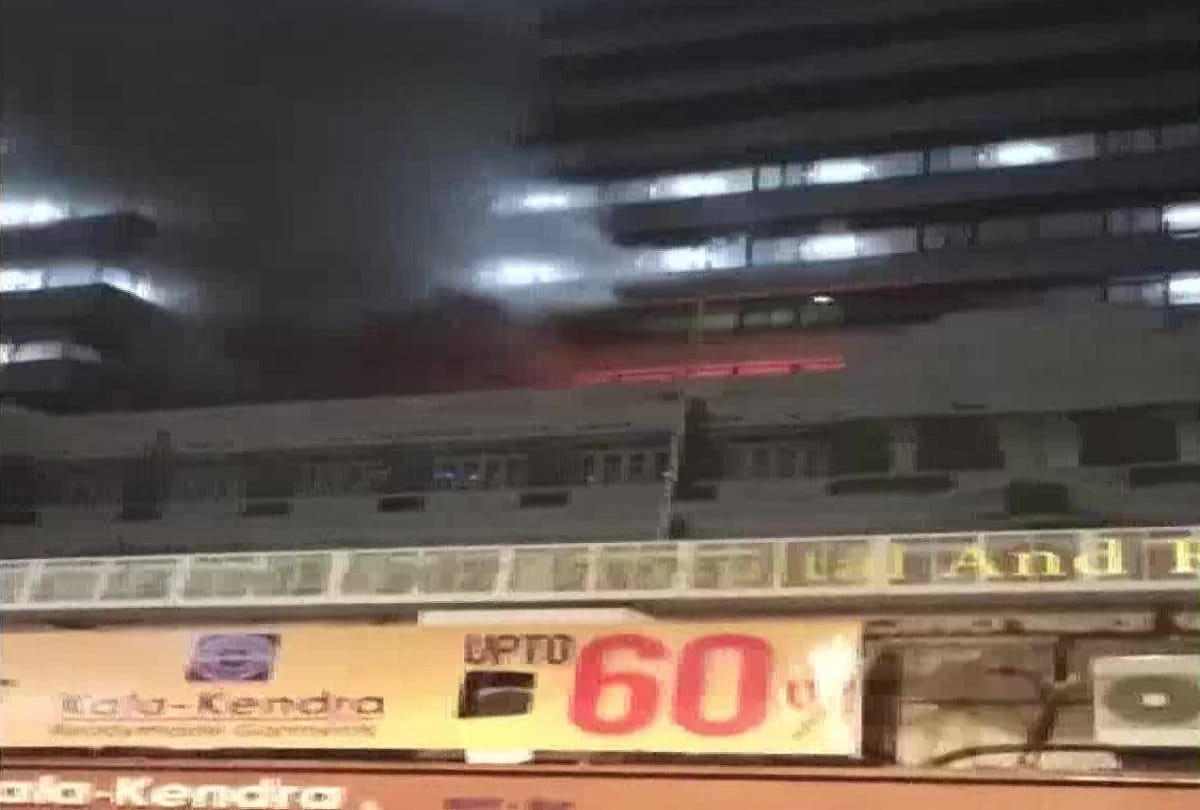 Mumbai: Fire breaks out at a hospital in Grant Road; fire tenders are at the spot