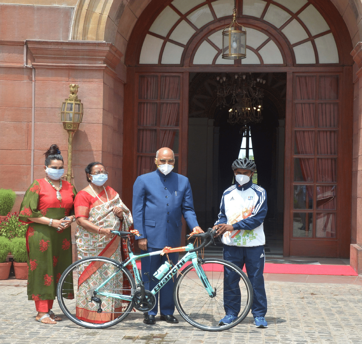 President Ram Nath Kovind gifted sports bicycle to a school boy Riyaz