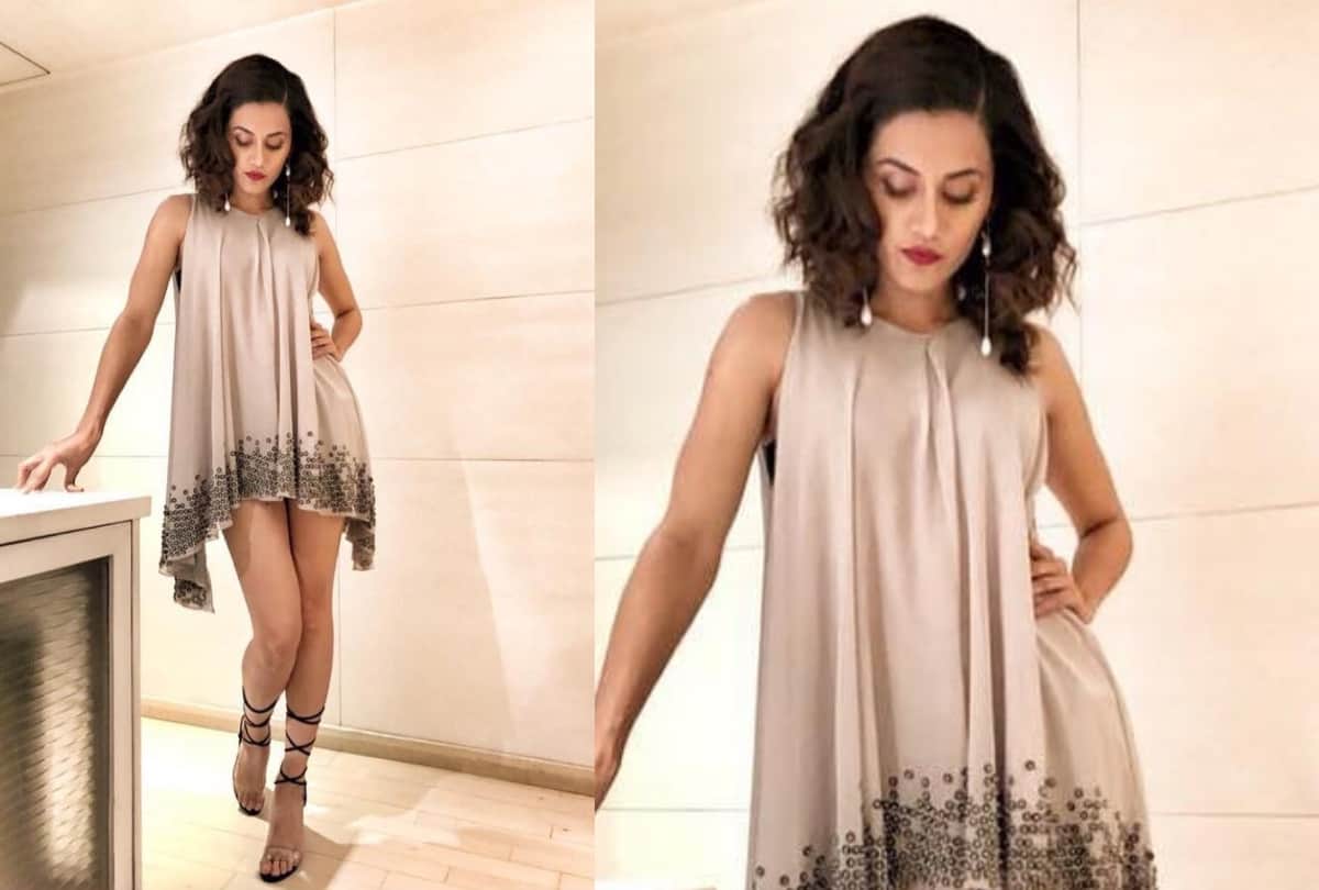 taapsee pannu birthday become glamorous butterfly in filmfare awards 2020
