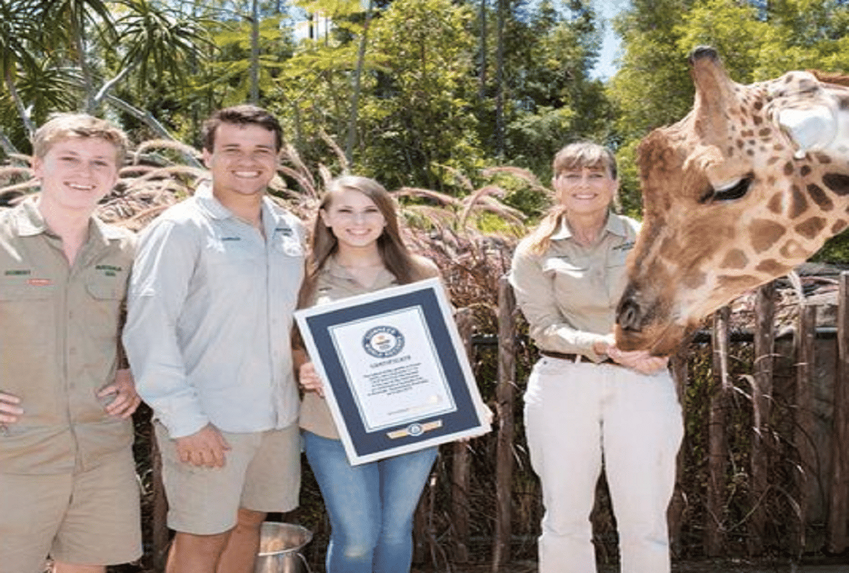 world most tallest giraffe in australia guinness world record