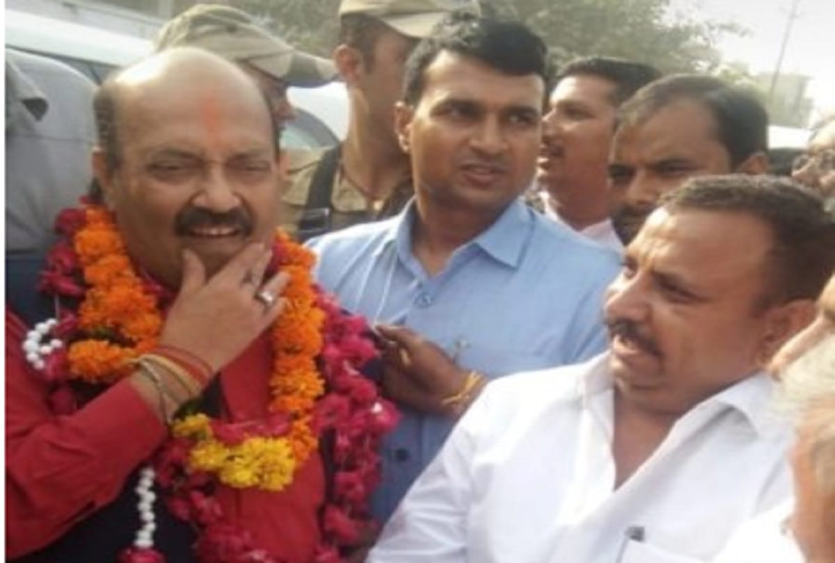 Harinagar settled in the name of Amar Singh's father in aligarh