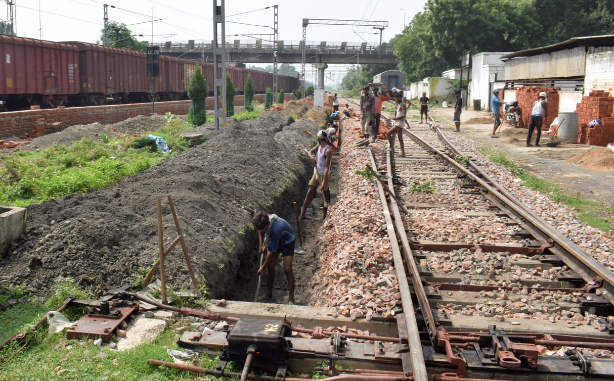 plateform number four and five repair in hardoi