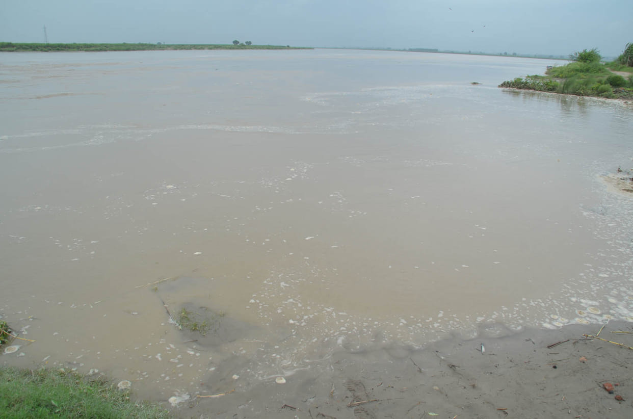 Water level rises in Yamuna, 22 thousand cusecs of water released from Hathini Kund Barrage