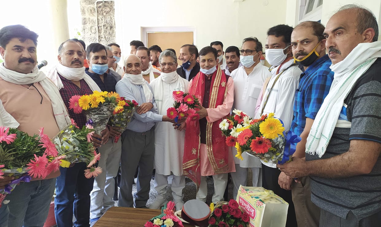 APL and BPL families should be selected after thinking: Garg