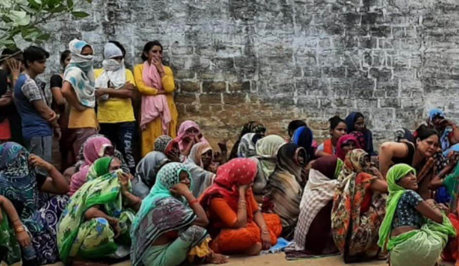 Saurich's daughter visits dowry in Mainpuri