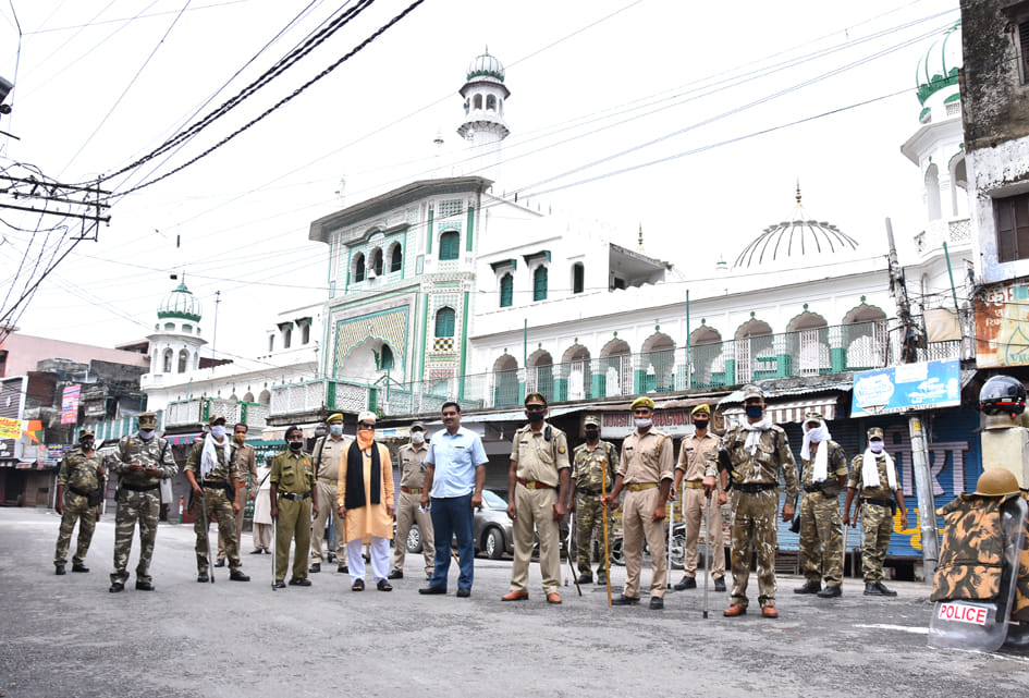 Eid prayers in homes, guarded at Idgah