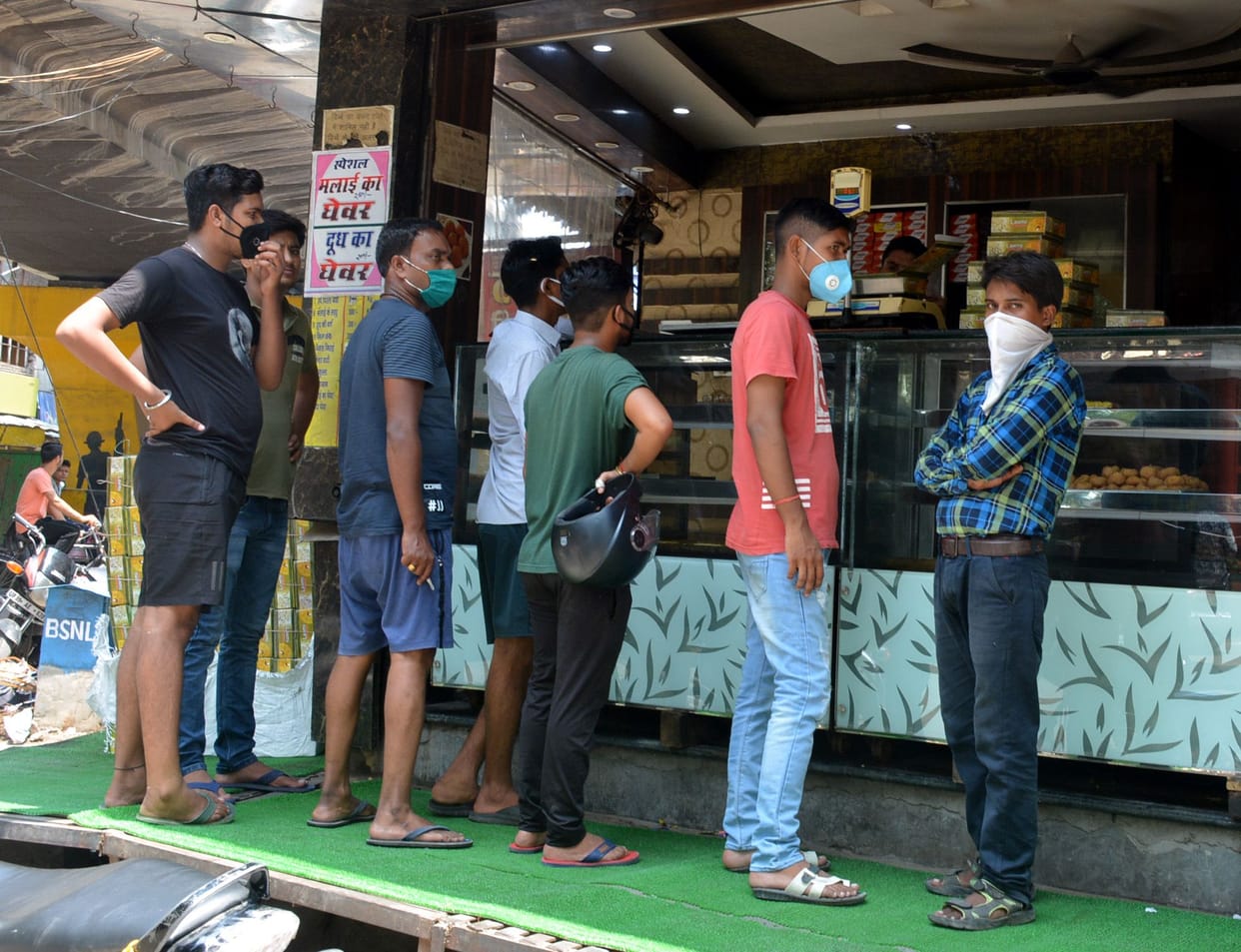 Aligarh: Sweet business in millions more than estimates, businessmen happy
