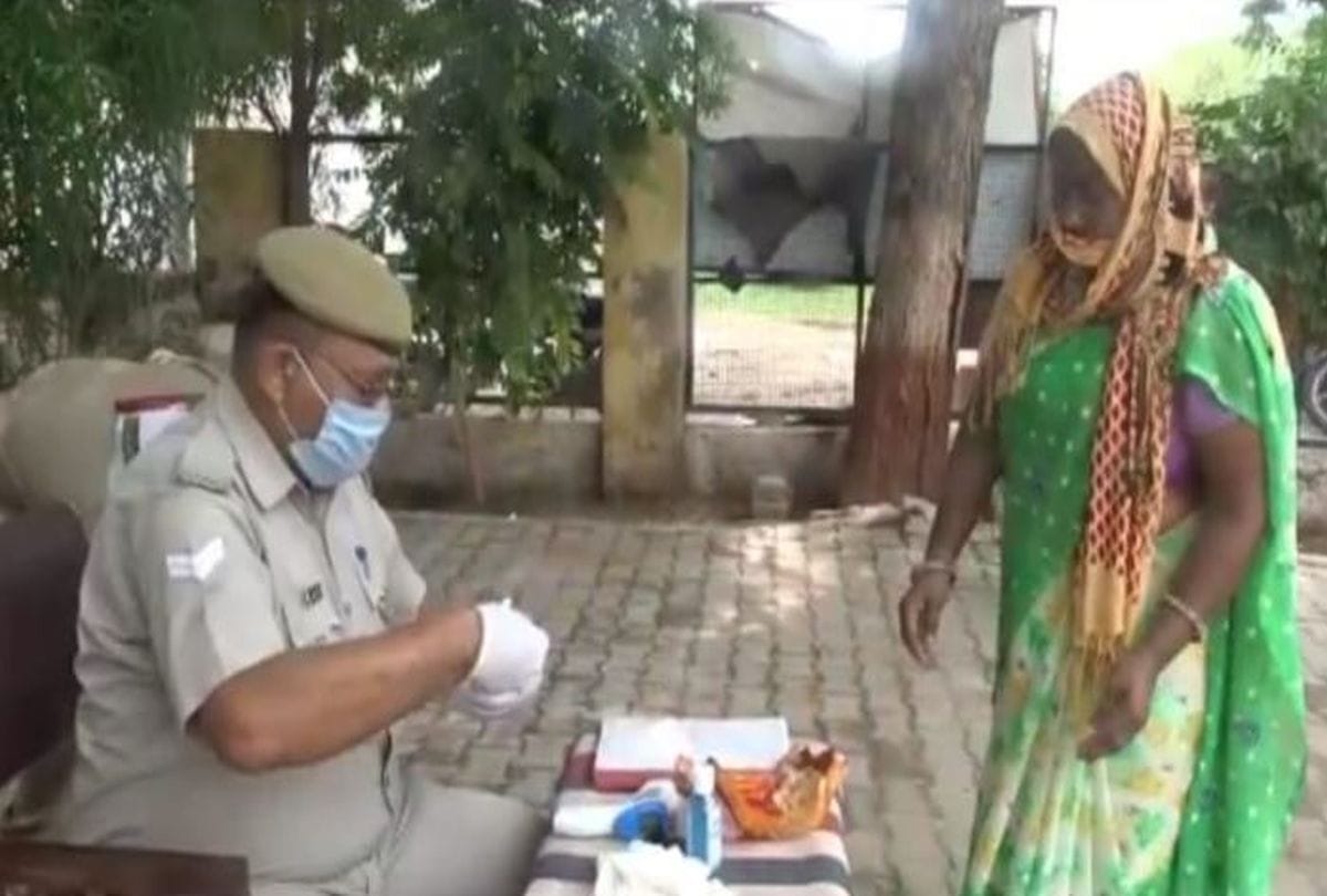 Rakhi Celebration In Jail Covid Help Desk For Prisoners