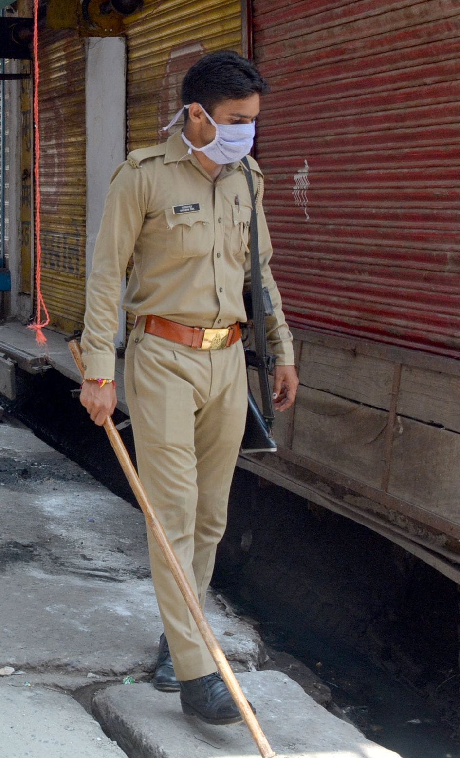 Aligarh: IG suspended sub inspector during his inspection on id ul azha