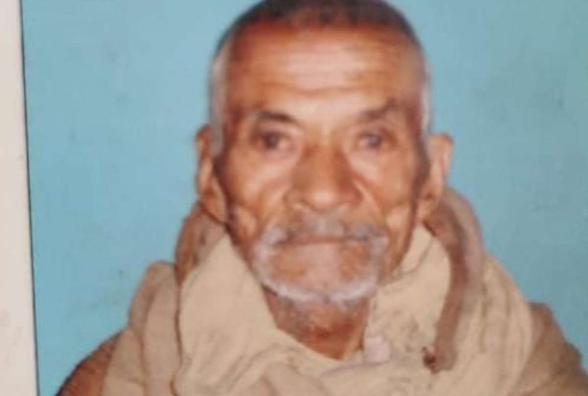 old Man died due to house collapsed in sant kabir nagar