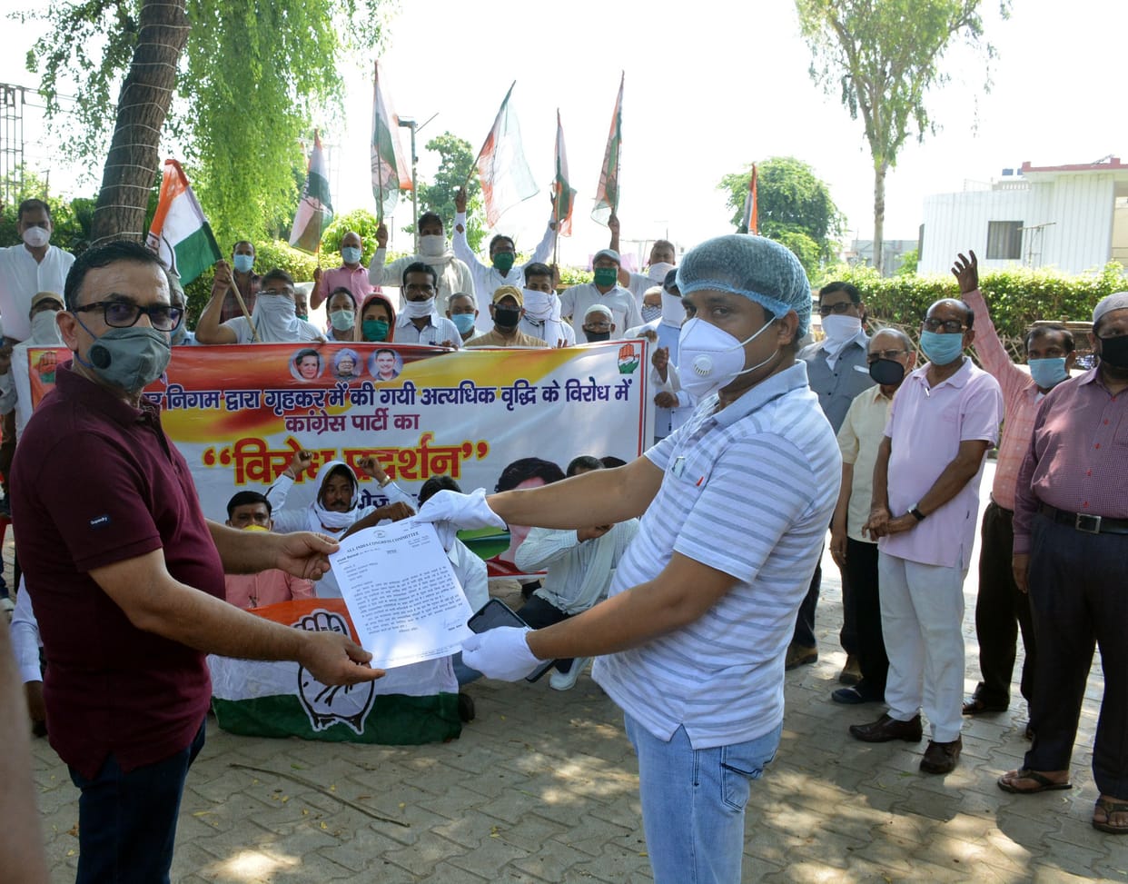 Congressmen protested against user charge
