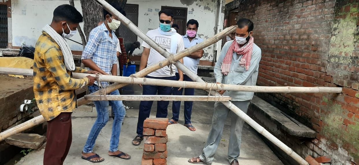 Two killed by Corona, 45 infected including bank manager