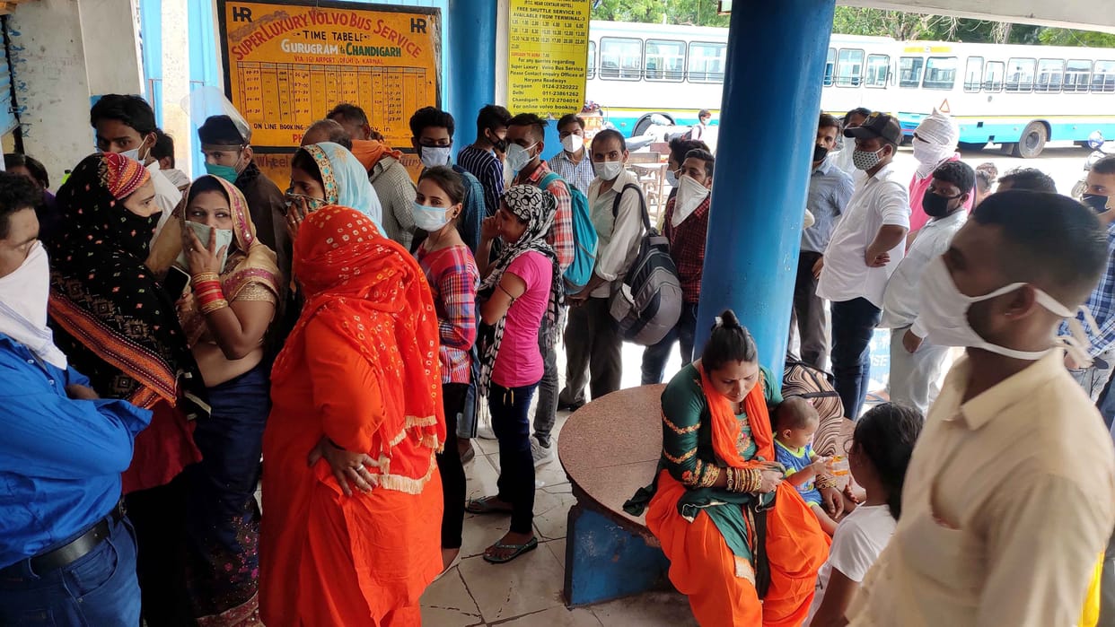 no space for ladies in roadways bus on rakshabandhan