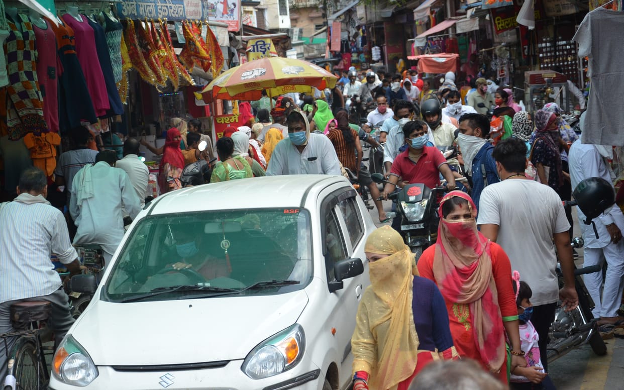 open market, gathering, road jaam