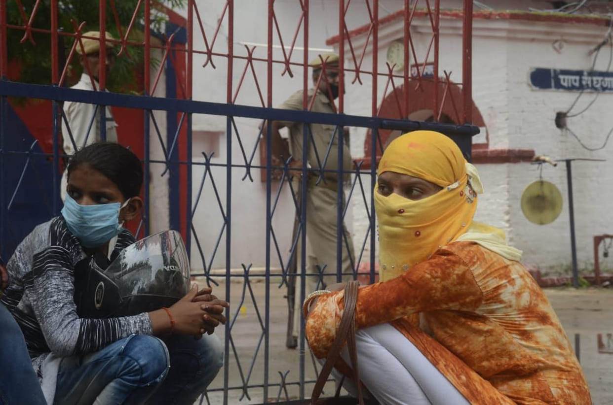Sisters could not tie rakhi to prisoners