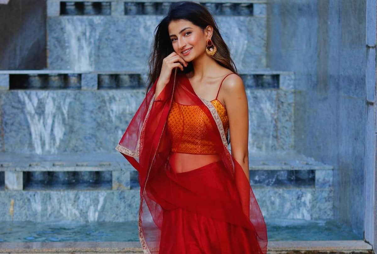 shweta tiwari daughter palak stunning stylish glamorous look images photos instagram