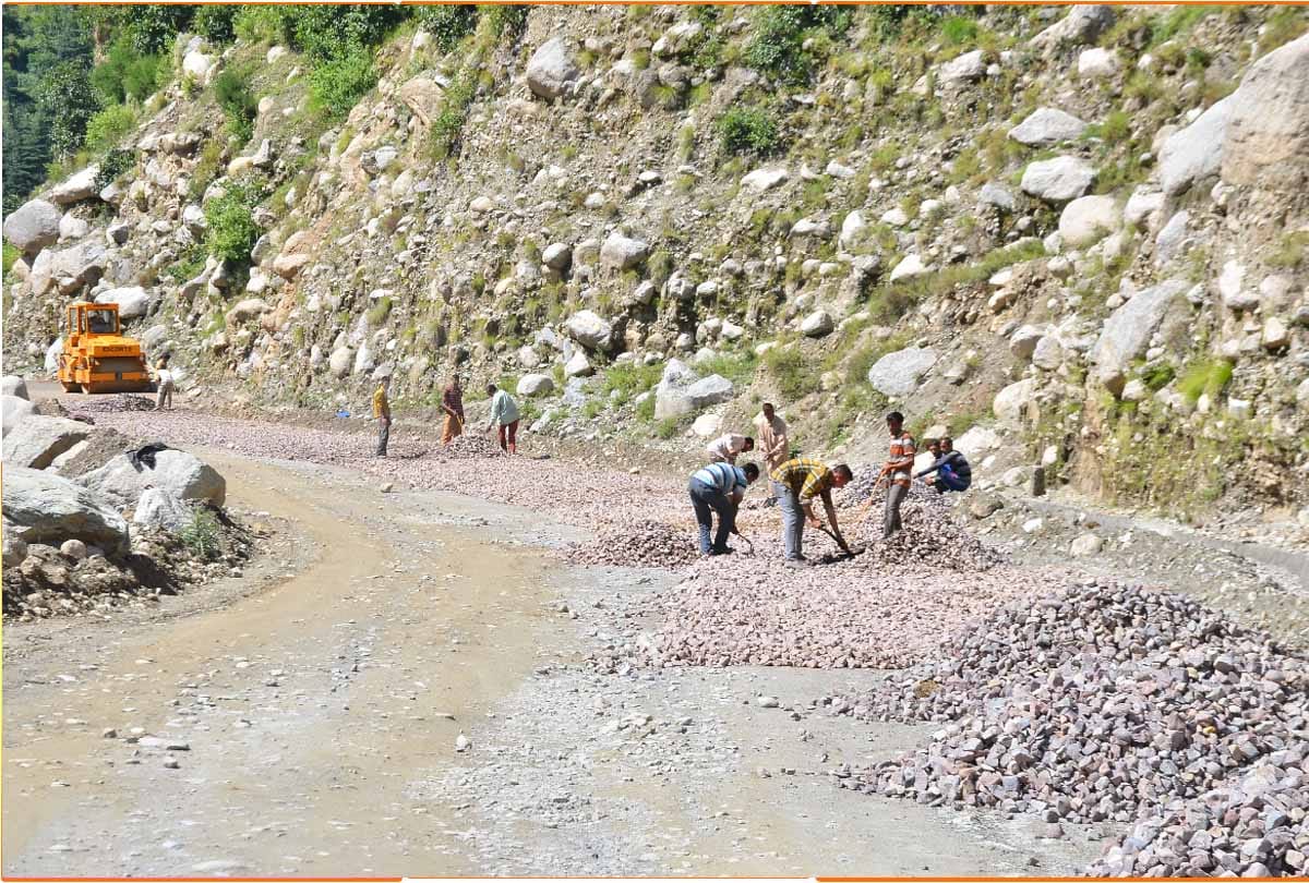 jammu and kashmir news, Pathankot Basohli Bani bridge Doda highway to be built on lines of DND