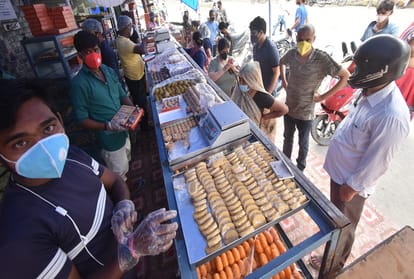 This time Rakshabandhan sweets have 'sugar less', silence in the shops of sweets