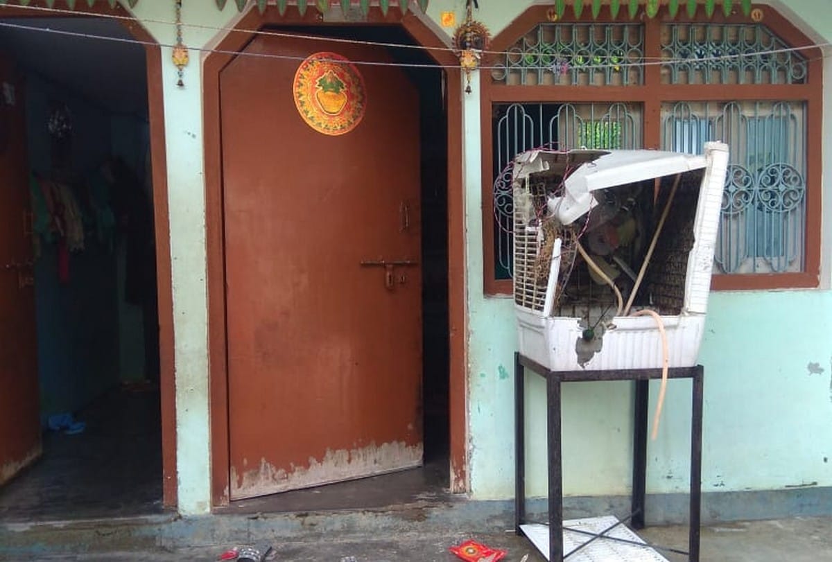 Uproar over three dozen miscreants causing ruckus on interrogation of young man who was carrying a bullet