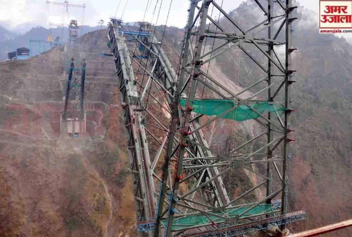worlds highest Railway bridge jammu kashmir railway minister piyush goyal
