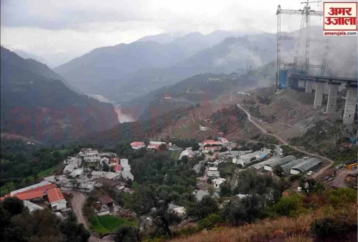 worlds highest Railway bridge jammu kashmir railway minister piyush goyal