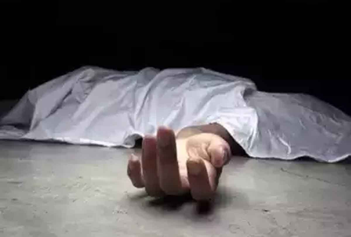 Death of a sick nurse, family commotion in hospital