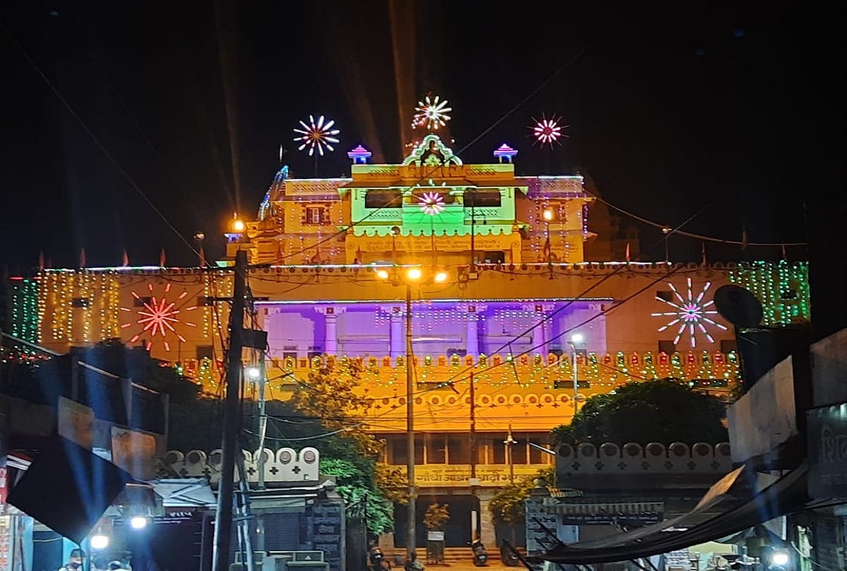 Ayodhya lit up ahead of the foundation stone laying ceremony of RamTemple tomorrow