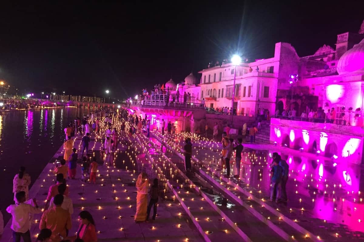 Ayodhya decorated with earthen lamps before foundation of Ram Mandir