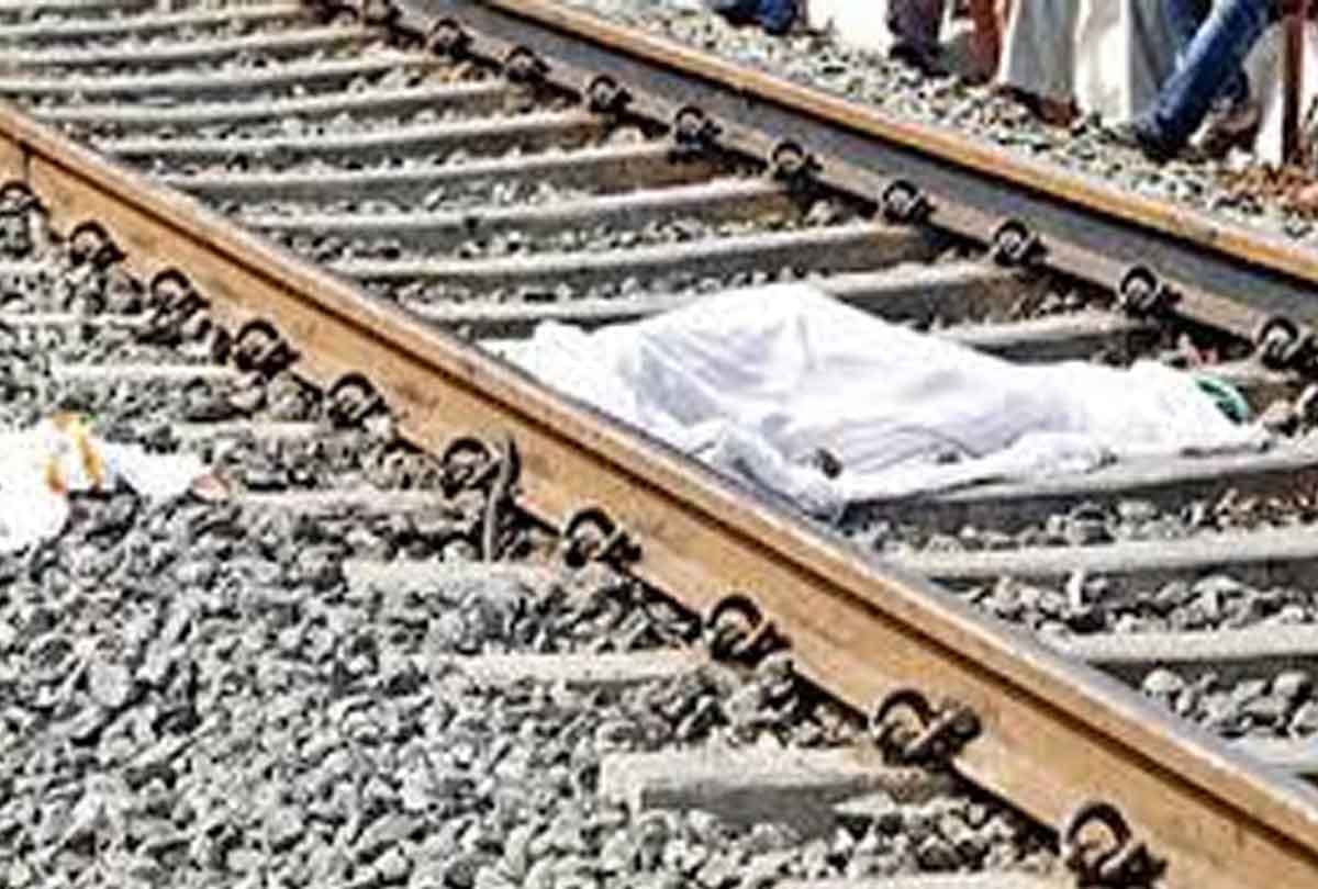 Unable to fulfill the demand of sister on Rakshabandhan, jumped in front of the train and died