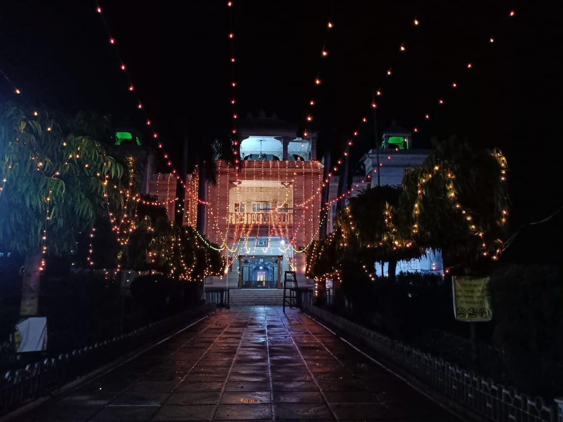 Ramlala received a house-to-door Money Diwali in Kashi