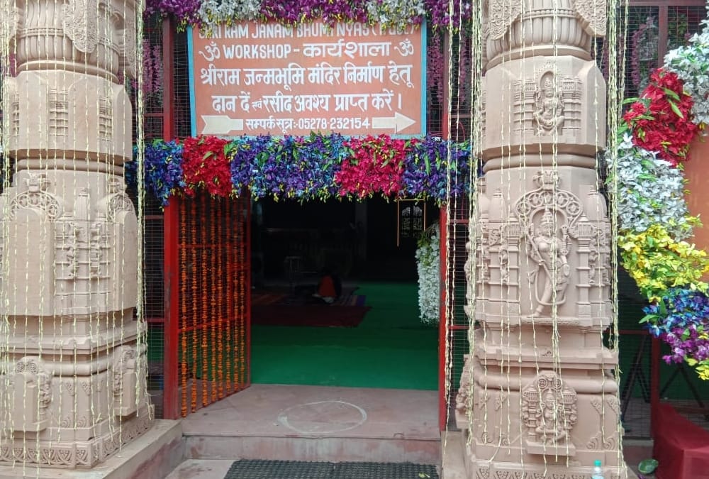 Temple-shrines along the banks of the Ram Van Gaman path will decorate