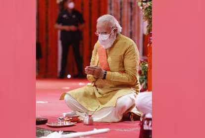 PM Modi looked like a yajman in Ayodhya yatra.