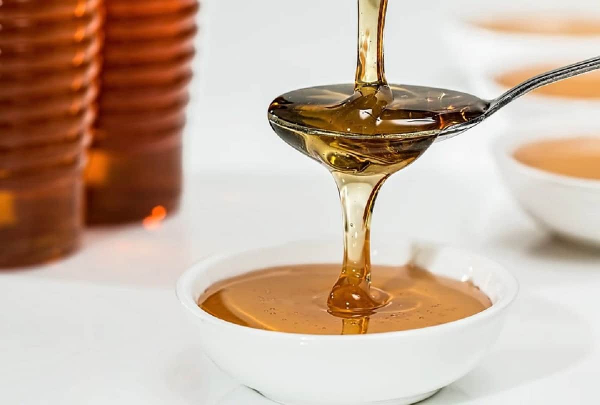 Amazing Health Benefits of Honey Relieve Cold Cough and Skin Trouble