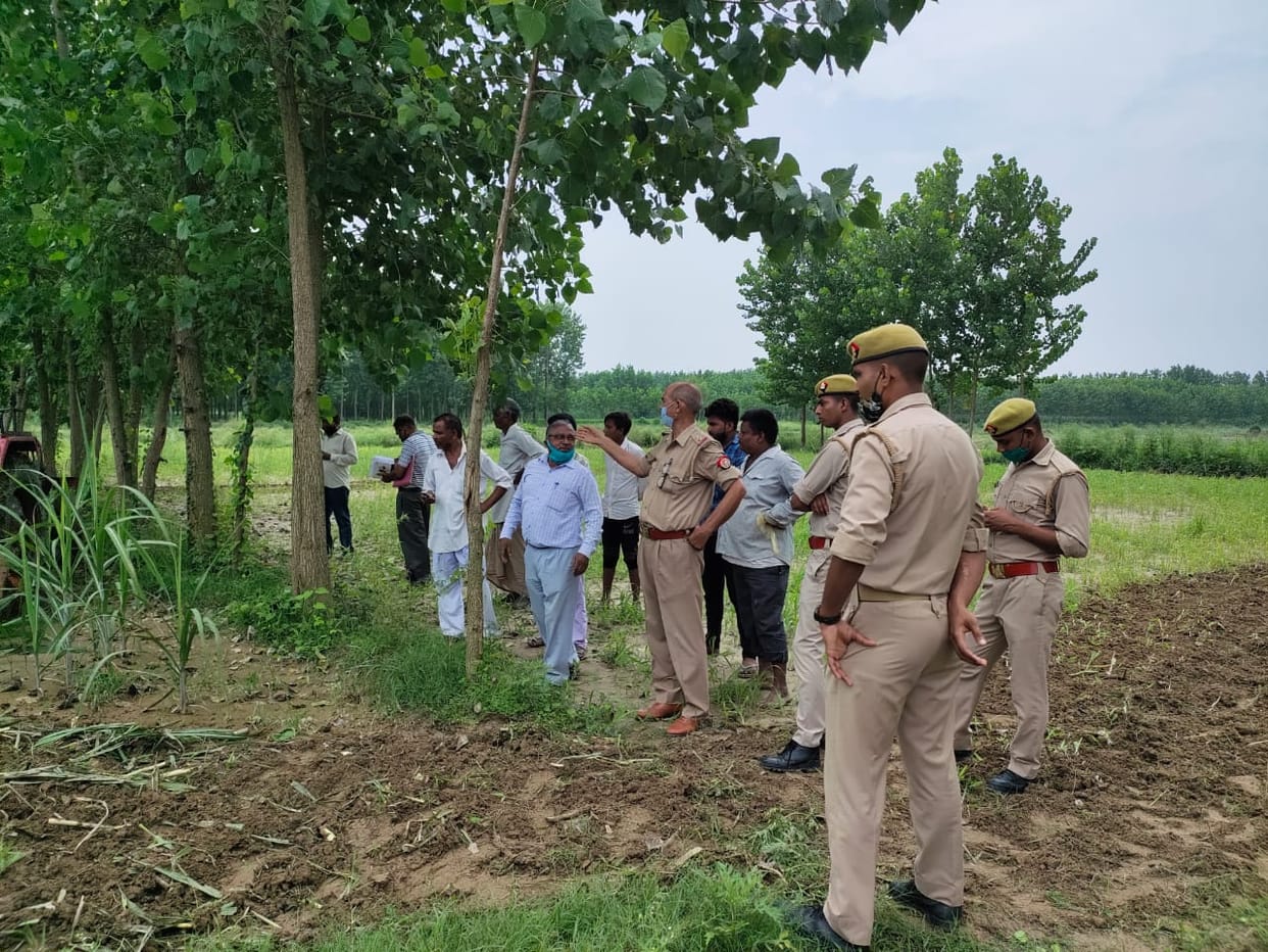 Revenue and police team freed the grazing land