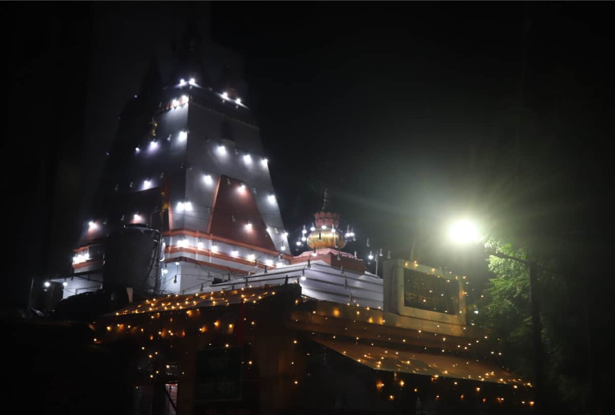 Gorakhpur golghar kali mandir special history powerful statue came out of earth