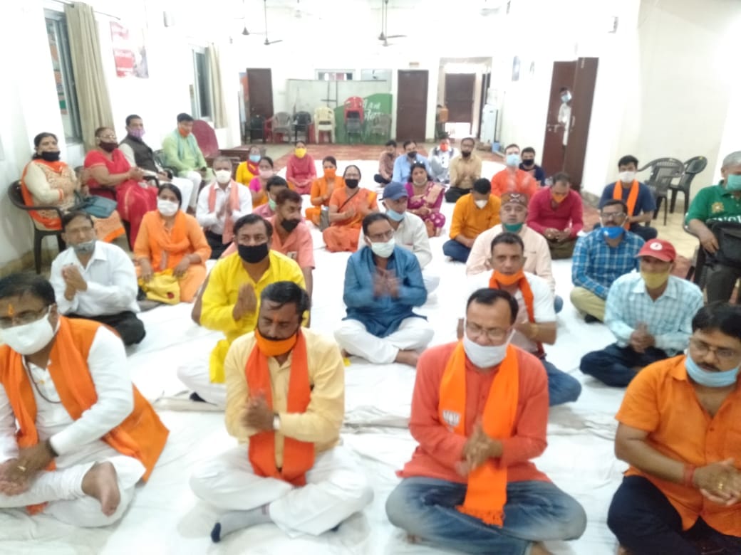 Ram Mandir Bhumi Pujan celebration in uttarakhand latest update in hindi : celebration photos from all over state